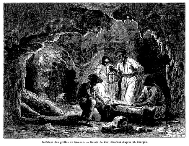 Le_Tour_du_monde Crocodile Pit Interior